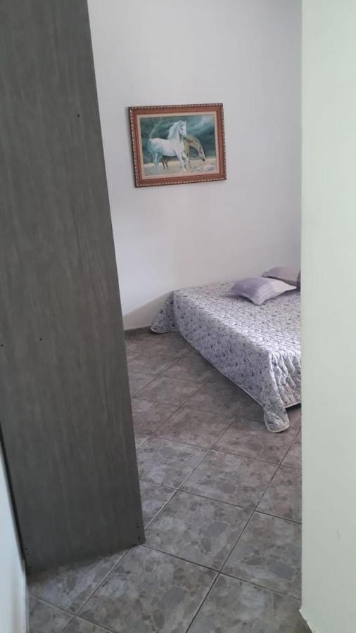 Bed and Breakfast Capim Santo Апаресіда Екстер'єр фото